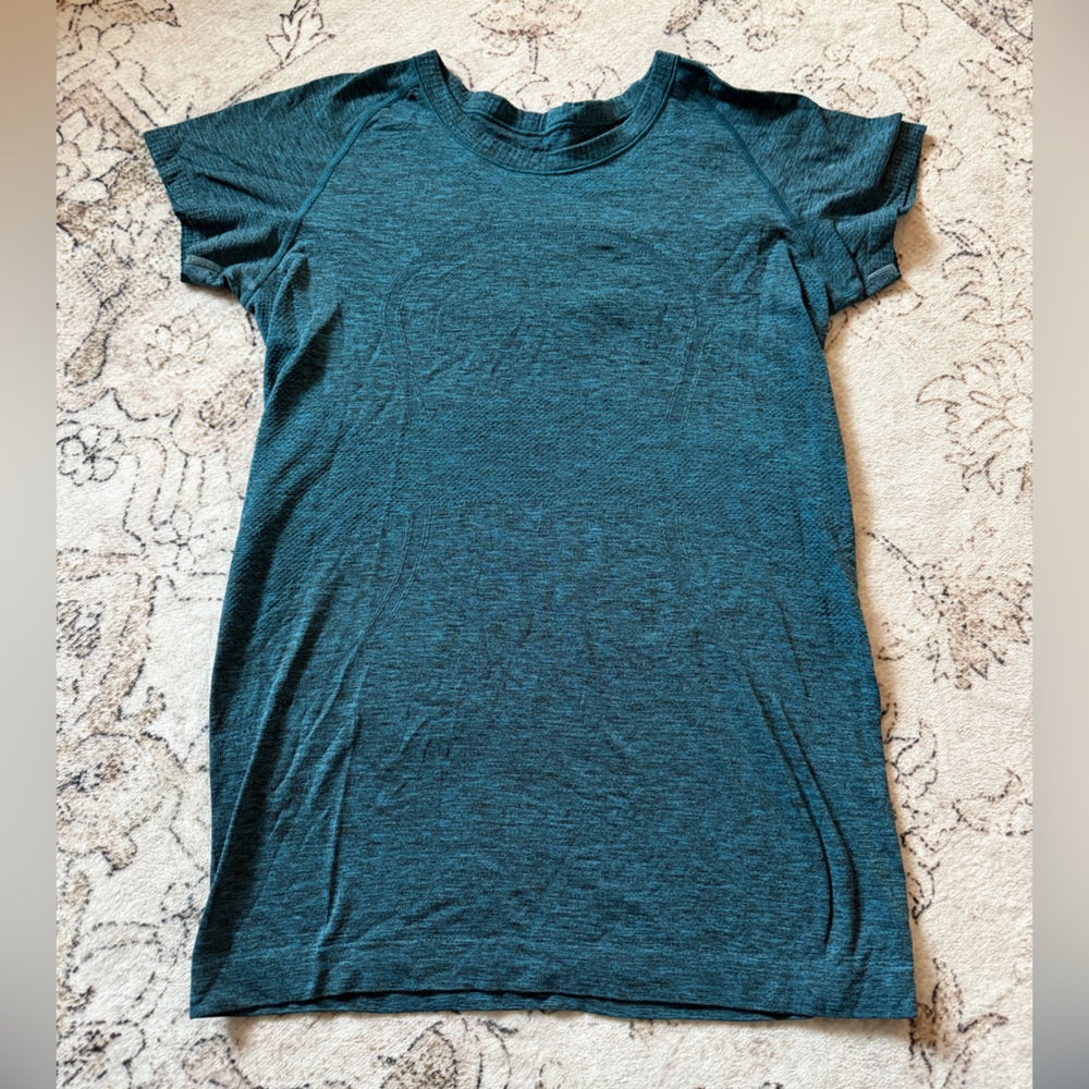 Lululemon Swiftly Tech Short Sleeve